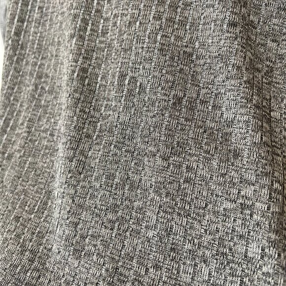 H&M Sliver Ribbed Long-Sleeve Top - Picture 3 of 4